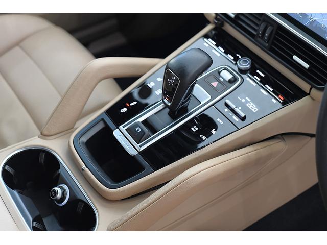 カイエン スポーツクロノパッケージ　スポーツクロノＰＫＧ　禁煙　スポーツテールパイプ　インストルメントダイヤル　社外ＴＶチューナー　スペアキー（41枚目）