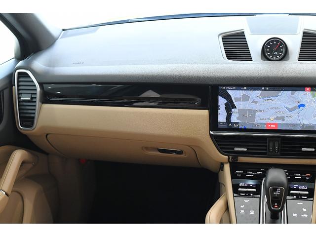 カイエン スポーツクロノパッケージ　スポーツクロノＰＫＧ　禁煙　スポーツテールパイプ　インストルメントダイヤル　社外ＴＶチューナー　スペアキー（45枚目）