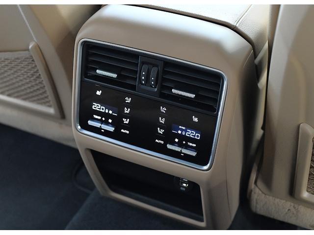 カイエン スポーツクロノパッケージ　スポーツクロノＰＫＧ　禁煙　スポーツテールパイプ　インストルメントダイヤル　社外ＴＶチューナー　スペアキー（47枚目）