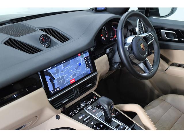 カイエン スポーツクロノパッケージ　スポーツクロノＰＫＧ　禁煙　スポーツテールパイプ　インストルメントダイヤル　社外ＴＶチューナー　スペアキー（49枚目）