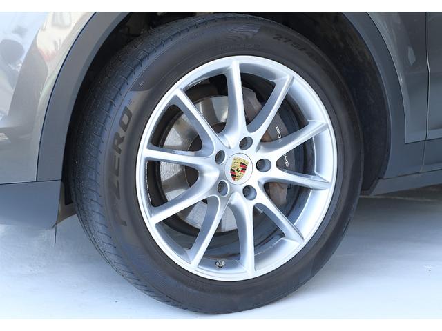 カイエン スポーツクロノパッケージ　スポーツクロノＰＫＧ　禁煙　スポーツテールパイプ　インストルメントダイヤル　社外ＴＶチューナー　スペアキー（55枚目）