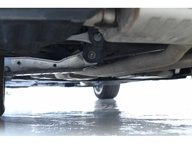 カイエン スポーツクロノパッケージ　スポーツクロノＰＫＧ　禁煙　スポーツテールパイプ　インストルメントダイヤル　社外ＴＶチューナー　スペアキー（61枚目）