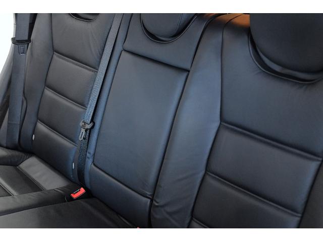 カイエン ベースグレード　右ハンドル　２０２２年製ミシュランタイヤ　禁煙　室内保管　ＥＴＣ　ナビ　リアアルミスキッドプレート（13枚目）