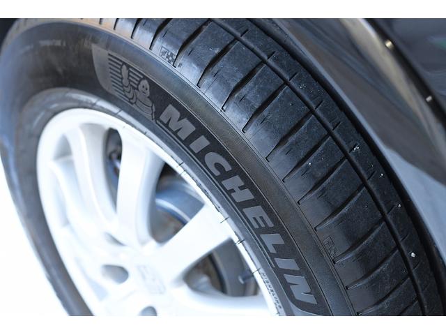 カイエン ベースグレード　右ハンドル　２０２２年製ミシュランタイヤ　禁煙　室内保管　ＥＴＣ　ナビ　リアアルミスキッドプレート（33枚目）