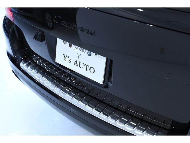 カイエン ベースグレード　右ハンドル　２０２２年製ミシュランタイヤ　禁煙　室内保管　ＥＴＣ　ナビ　リアアルミスキッドプレート（37枚目）