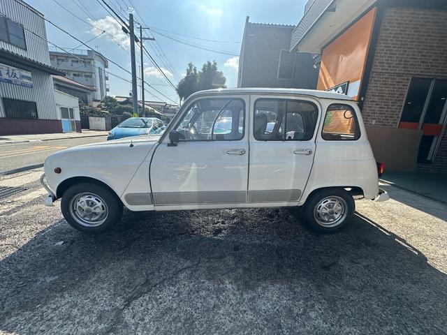 ４ ＧＴＬ　★新品グリル交換済み★新品ヘッドライトレンズ交換済み★ホイール塗装済み★Ａ／Ｃ完備★（4枚目）