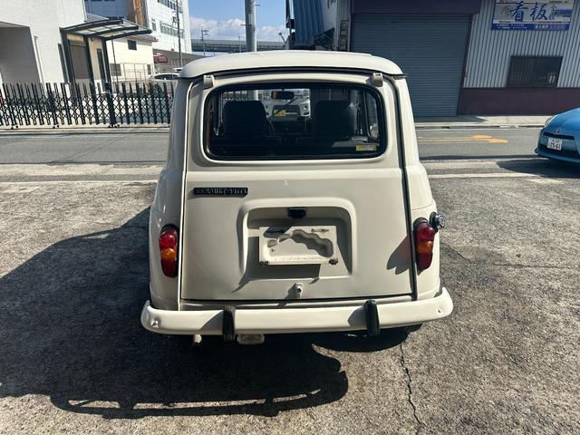 ４ ＧＴＬ　★新品グリル交換済み★新品ヘッドライトレンズ交換済み★ホイール塗装済み★Ａ／Ｃ完備★（5枚目）