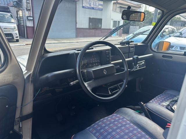 ４ ＧＴＬ　★新品グリル交換済み★新品ヘッドライトレンズ交換済み★ホイール塗装済み★Ａ／Ｃ完備★（8枚目）