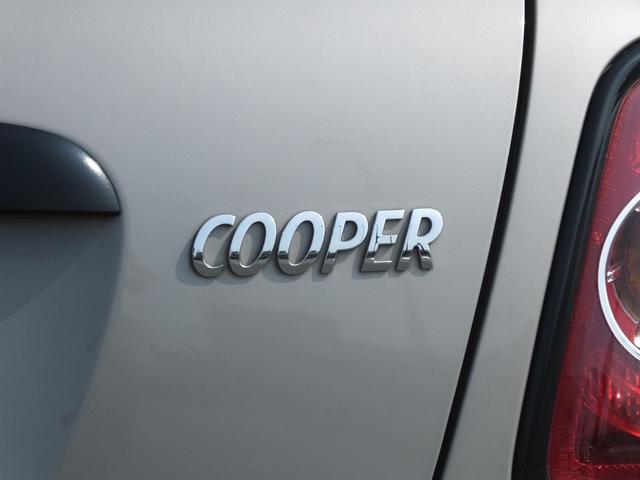 ＭＩＮＩ クーパー　ベーカーストリート　弊社ユーザー様買取・特別限定仕様車・専用ボディーカラー・専用装備品・ＰＯＤＩＵＭ製ダウンサス・ブラックヘッドライト＆テールランプリング・可倒式アームレスト・１６ｉｎＡＷ・ショートアンテナ・ＥＴＣ（46枚目）