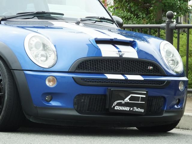 ＭＩＮＩ クーパーＳ　弊社ユーザー様買取・クロノメーターＰＫＧ・６ＭＴ・ＣＡＢＡＮＡ製シートカバー・地デジナビ・バックカメラ・ＭＯＭＯシフトノブ＆サイドブレーキブリップ・１７ｉｎブラックＡＷ・ビックエアスクープ・ＥＴＣ（22枚目）