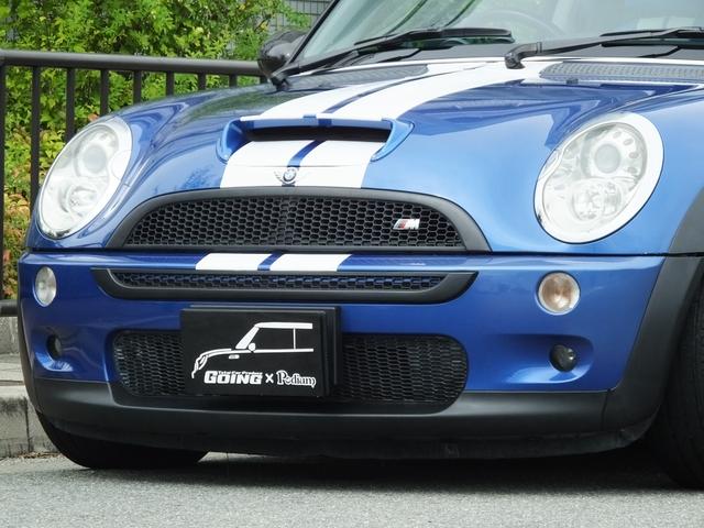 ＭＩＮＩ クーパーＳ　弊社ユーザー様買取・クロノメーターＰＫＧ・６ＭＴ・ＣＡＢＡＮＡ製シートカバー・地デジナビ・バックカメラ・ＭＯＭＯシフトノブ＆サイドブレーキブリップ・１７ｉｎブラックＡＷ・ビックエアスクープ・ＥＴＣ（29枚目）