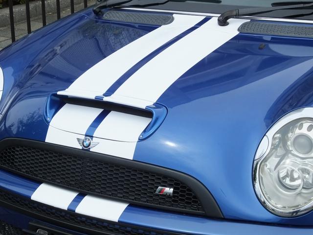 ＭＩＮＩ クーパーＳ　弊社ユーザー様買取・クロノメーターＰＫＧ・６ＭＴ・ＣＡＢＡＮＡ製シートカバー・地デジナビ・バックカメラ・ＭＯＭＯシフトノブ＆サイドブレーキブリップ・１７ｉｎブラックＡＷ・ビックエアスクープ・ＥＴＣ（30枚目）