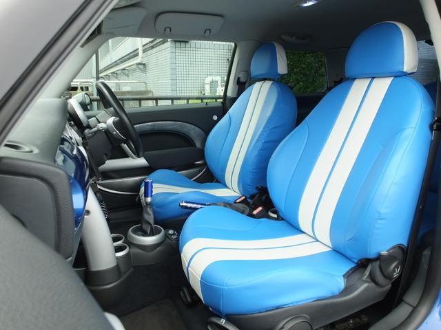 ＭＩＮＩ クーパーＳ　弊社ユーザー様買取・クロノメーターＰＫＧ・６ＭＴ・ＣＡＢＡＮＡ製シートカバー・地デジナビ・バックカメラ・ＭＯＭＯシフトノブ＆サイドブレーキブリップ・１７ｉｎブラックＡＷ・ビックエアスクープ・ＥＴＣ（49枚目）