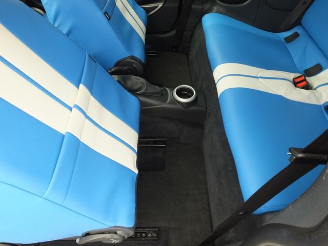 ＭＩＮＩ クーパーＳ　弊社ユーザー様買取・クロノメーターＰＫＧ・６ＭＴ・ＣＡＢＡＮＡ製シートカバー・地デジナビ・バックカメラ・ＭＯＭＯシフトノブ＆サイドブレーキブリップ・１７ｉｎブラックＡＷ・ビックエアスクープ・ＥＴＣ（69枚目）
