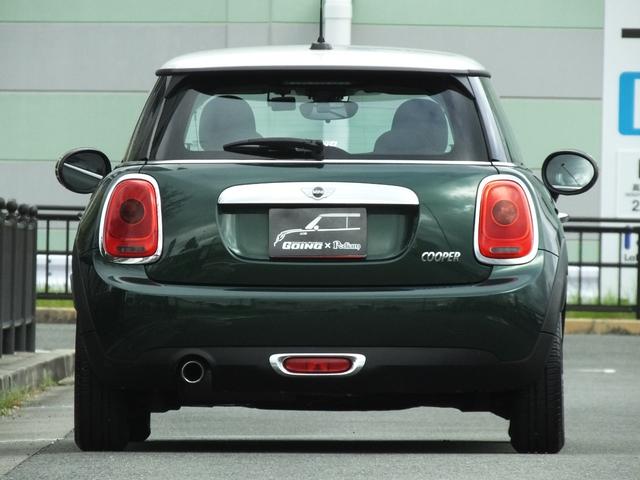 ＭＩＮＩ クーパー　ＫＥＮＷＯＯＤ製前後ドラレコ・ユニオンジャックサイドミラーカバー・ホワイトルーフ・純正１５インチアルミホイール・ロングアンテナ・メッキトランクリッド・ヘッドライトコーティング済み・ＥＴＣ（7枚目）