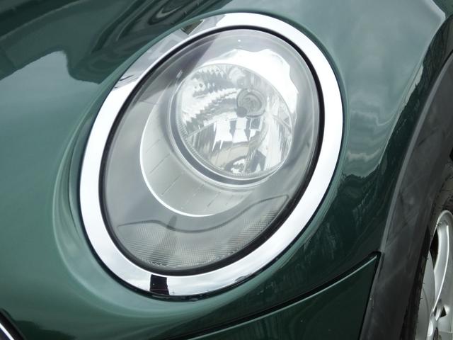ＭＩＮＩ クーパー　ＫＥＮＷＯＯＤ製前後ドラレコ・ユニオンジャックサイドミラーカバー・ホワイトルーフ・純正１５インチアルミホイール・ロングアンテナ・メッキトランクリッド・ヘッドライトコーティング済み・ＥＴＣ（26枚目）