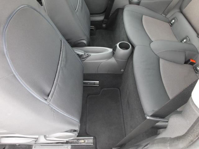 ＭＩＮＩ クーパー　ＫＥＮＷＯＯＤ製前後ドラレコ・ユニオンジャックサイドミラーカバー・ホワイトルーフ・純正１５インチアルミホイール・ロングアンテナ・メッキトランクリッド・ヘッドライトコーティング済み・ＥＴＣ（68枚目）