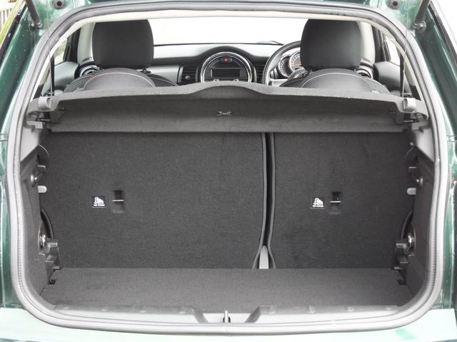 ＭＩＮＩ クーパー　ＫＥＮＷＯＯＤ製前後ドラレコ・ユニオンジャックサイドミラーカバー・ホワイトルーフ・純正１５インチアルミホイール・ロングアンテナ・メッキトランクリッド・ヘッドライトコーティング済み・ＥＴＣ（72枚目）