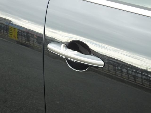 ＭＩＮＩ クーパーＳ　クロスオーバー　ＪＣＷ仕様・６ＭＴ・ＪＣＷフルエアロ・ＪＣＷ１８インチアルミホイール・メッキ部ブラックアウトカスタム・インナーブラックヘッドライト・ブルーステッチシート・可倒式アームレスト・ショートアンテナ・ＥＴＣ（28枚目）