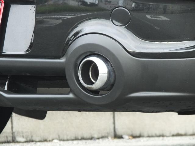 ＭＩＮＩ クーパーＳ　クロスオーバー　ＪＣＷ仕様・６ＭＴ・ＪＣＷフルエアロ・ＪＣＷ１８インチアルミホイール・メッキ部ブラックアウトカスタム・インナーブラックヘッドライト・ブルーステッチシート・可倒式アームレスト・ショートアンテナ・ＥＴＣ（43枚目）