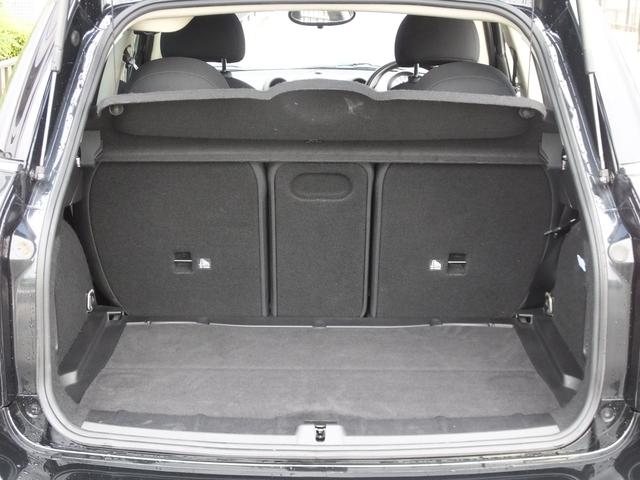 ＭＩＮＩ クーパーＳ　クロスオーバー　ＪＣＷ仕様・６ＭＴ・ＪＣＷフルエアロ・ＪＣＷ１８インチアルミホイール・メッキ部ブラックアウトカスタム・インナーブラックヘッドライト・ブルーステッチシート・可倒式アームレスト・ショートアンテナ・ＥＴＣ（72枚目）