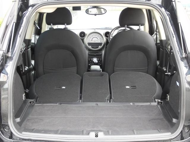 ＭＩＮＩ クーパーＳ　クロスオーバー　ＪＣＷ仕様・６ＭＴ・ＪＣＷフルエアロ・ＪＣＷ１８インチアルミホイール・メッキ部ブラックアウトカスタム・インナーブラックヘッドライト・ブルーステッチシート・可倒式アームレスト・ショートアンテナ・ＥＴＣ（75枚目）