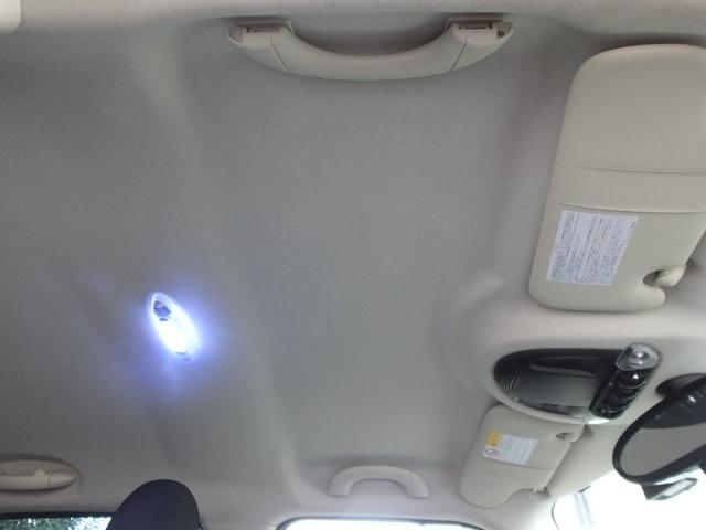 ＭＩＮＩ クーパーＳ　クロスオーバー　ＪＣＷ仕様・６ＭＴ・ＪＣＷフルエアロ・ＪＣＷ１８インチアルミホイール・メッキ部ブラックアウトカスタム・インナーブラックヘッドライト・ブルーステッチシート・可倒式アームレスト・ショートアンテナ・ＥＴＣ（79枚目）