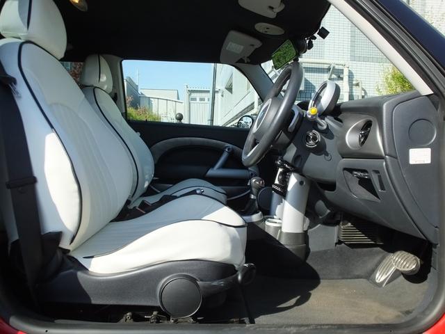 ＭＩＮＩ クーパーＳ　オートマフルオーバーホール済・弊社ユーザー様買取・ＣＡＢＡＮＡ製シートカバー・ＥＣＬＩＰＳフリップアップナビ・バックカメラ・セルスター製前後ドラレコ機能付きデジタルインナーミラー・１７ｉｎＡＷ・ＥＴＣ（48枚目）