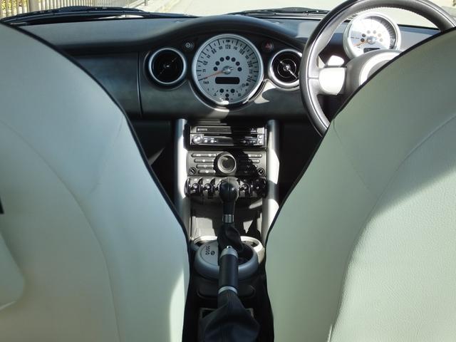 ＭＩＮＩ クーパーＳ　オートマフルオーバーホール済・弊社ユーザー様買取・ＣＡＢＡＮＡ製シートカバー・ＥＣＬＩＰＳフリップアップナビ・バックカメラ・セルスター製前後ドラレコ機能付きデジタルインナーミラー・１７ｉｎＡＷ・ＥＴＣ（56枚目）
