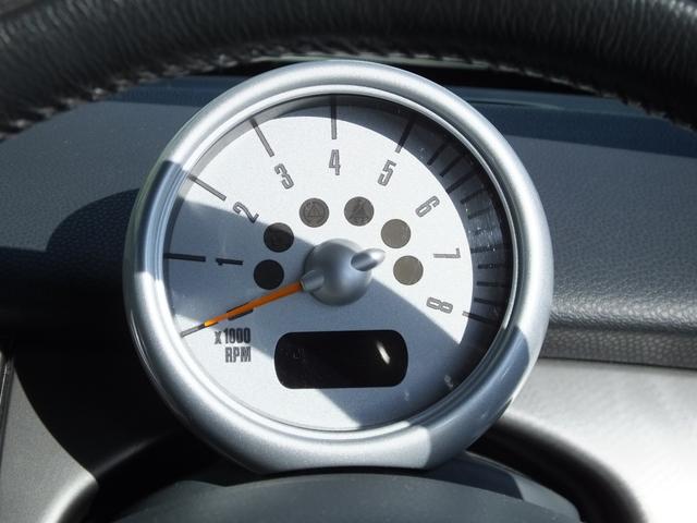 ＭＩＮＩ クーパーＳ　オートマフルオーバーホール済・弊社ユーザー様買取・ＣＡＢＡＮＡ製シートカバー・ＥＣＬＩＰＳフリップアップナビ・バックカメラ・セルスター製前後ドラレコ機能付きデジタルインナーミラー・１７ｉｎＡＷ・ＥＴＣ（60枚目）