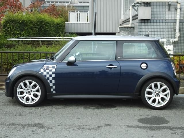 MINI クーパーS チェックメイト 弊社エンドユーザー様車両・特別限定仕様車・専用ボディーカラー・専用ハーフレザーシート・専用インテリアカラー・専用インテリアパネル・専用17インチアルミホイール・ショートアンテナ・ETC(2枚目)