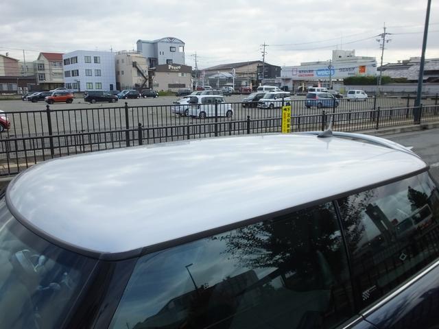 MINI クーパーS チェックメイト 弊社エンドユーザー様車両・特別限定仕様車・専用ボディーカラー・専用ハーフレザーシート・専用インテリアカラー・専用インテリアパネル・専用17インチアルミホイール・ショートアンテナ・ETC(16枚目)