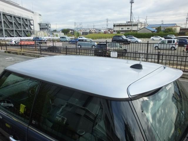 MINI クーパーS チェックメイト 弊社エンドユーザー様車両・特別限定仕様車・専用ボディーカラー・専用ハーフレザーシート・専用インテリアカラー・専用インテリアパネル・専用17インチアルミホイール・ショートアンテナ・ETC(17枚目)