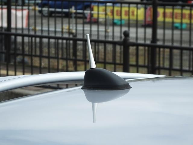 MINI クーパーS チェックメイト 弊社エンドユーザー様車両・特別限定仕様車・専用ボディーカラー・専用ハーフレザーシート・専用インテリアカラー・専用インテリアパネル・専用17インチアルミホイール・ショートアンテナ・ETC(22枚目)