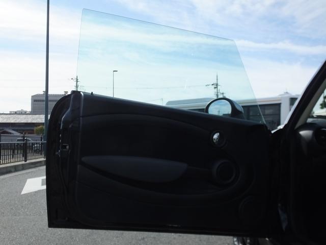 ＭＩＮＩ クーパー　クラブマン　新品ＰＯＤＩＵＭオリジナルリフトアップキット・新品ヘッドライトレンズ・ヘッドライトインナーチッピング塗装・新品ブロックタイヤ・１５ｉｎブラックホイール・ナビバックカメラ・可倒式ショートアンテナ・ＥＴＣ（5枚目）