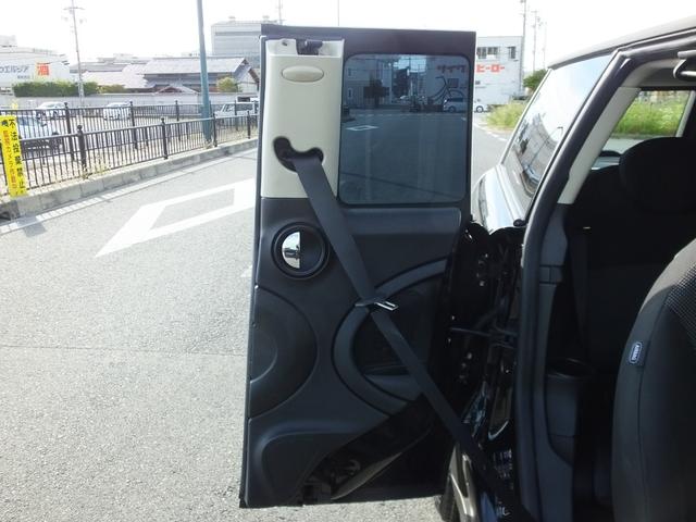 ＭＩＮＩ クーパー　クラブマン　新品ＰＯＤＩＵＭオリジナルリフトアップキット・新品ヘッドライトレンズ・ヘッドライトインナーチッピング塗装・新品ブロックタイヤ・１５ｉｎブラックホイール・ナビバックカメラ・可倒式ショートアンテナ・ＥＴＣ（13枚目）