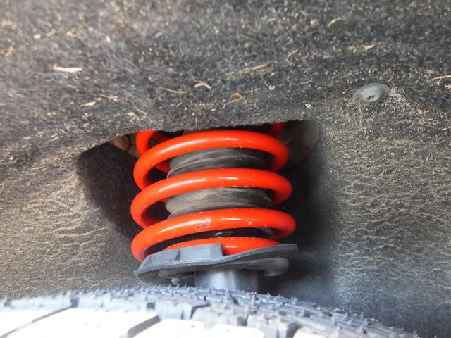 ＭＩＮＩ クーパー　クラブマン　新品ＰＯＤＩＵＭオリジナルリフトアップキット・新品ヘッドライトレンズ・ヘッドライトインナーチッピング塗装・新品ブロックタイヤ・１５ｉｎブラックホイール・ナビバックカメラ・可倒式ショートアンテナ・ＥＴＣ（17枚目）