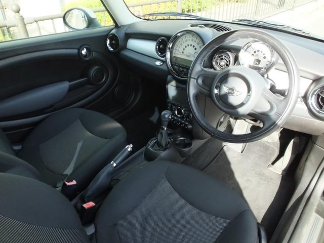 ＭＩＮＩ クーパー　クラブマン　新品ＰＯＤＩＵＭオリジナルリフトアップキット・新品ヘッドライトレンズ・ヘッドライトインナーチッピング塗装・新品ブロックタイヤ・１５ｉｎブラックホイール・ナビバックカメラ・可倒式ショートアンテナ・ＥＴＣ（50枚目）