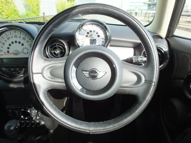 ＭＩＮＩ クーパー　クラブマン　新品ＰＯＤＩＵＭオリジナルリフトアップキット・新品ヘッドライトレンズ・ヘッドライトインナーチッピング塗装・新品ブロックタイヤ・１５ｉｎブラックホイール・ナビバックカメラ・可倒式ショートアンテナ・ＥＴＣ（66枚目）