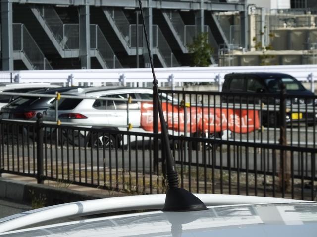 ＭＩＮＩ クーパーＳ　ユピテル製前後ドライブレコーダー・ユニオンジャックルームミラーカバー・メッキサイドミラーカバー・カーボン柄インテリアパネル・可倒式ロングアンテナ・１６インチアルミホイール・ＥＴＣ（22枚目）