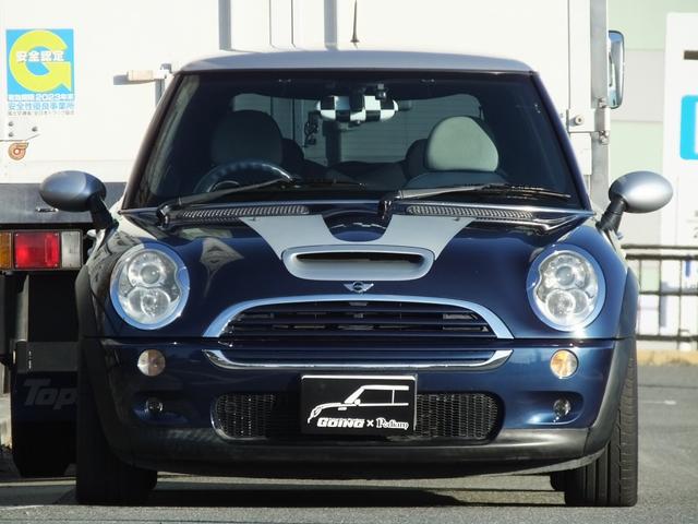 ＭＩＮＩ クーパーＳ　チェックメイト　特別限定仕様車・クロノメーターパッケージ・専用装備品・ｃａｒｒｏｚｚｅｒｉａ製Ｂｌｕｅｔｏｏｔｈ接続対応地デジナビ・バックカメラ・チェッカールームミラーカバー・１７ｉｎＡＷ・ボンネットデカール・ＥＴＣ（13枚目）