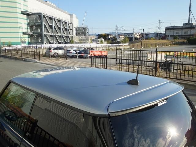 ＭＩＮＩ クーパーＳ　チェックメイト　特別限定仕様車・クロノメーターパッケージ・専用装備品・ｃａｒｒｏｚｚｅｒｉａ製Ｂｌｕｅｔｏｏｔｈ接続対応地デジナビ・バックカメラ・チェッカールームミラーカバー・１７ｉｎＡＷ・ボンネットデカール・ＥＴＣ（16枚目）