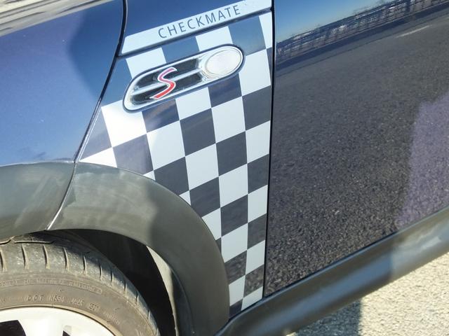 ＭＩＮＩ クーパーＳ　チェックメイト　特別限定仕様車・クロノメーターパッケージ・専用装備品・ｃａｒｒｏｚｚｅｒｉａ製Ｂｌｕｅｔｏｏｔｈ接続対応地デジナビ・バックカメラ・チェッカールームミラーカバー・１７ｉｎＡＷ・ボンネットデカール・ＥＴＣ（39枚目）