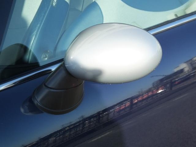 ＭＩＮＩ クーパーＳ　チェックメイト　特別限定仕様車・クロノメーターパッケージ・専用装備品・ｃａｒｒｏｚｚｅｒｉａ製Ｂｌｕｅｔｏｏｔｈ接続対応地デジナビ・バックカメラ・チェッカールームミラーカバー・１７ｉｎＡＷ・ボンネットデカール・ＥＴＣ（40枚目）