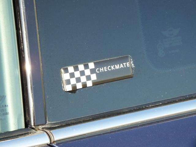 ＭＩＮＩ クーパーＳ　チェックメイト　特別限定仕様車・クロノメーターパッケージ・専用装備品・ｃａｒｒｏｚｚｅｒｉａ製Ｂｌｕｅｔｏｏｔｈ接続対応地デジナビ・バックカメラ・チェッカールームミラーカバー・１７ｉｎＡＷ・ボンネットデカール・ＥＴＣ（43枚目）