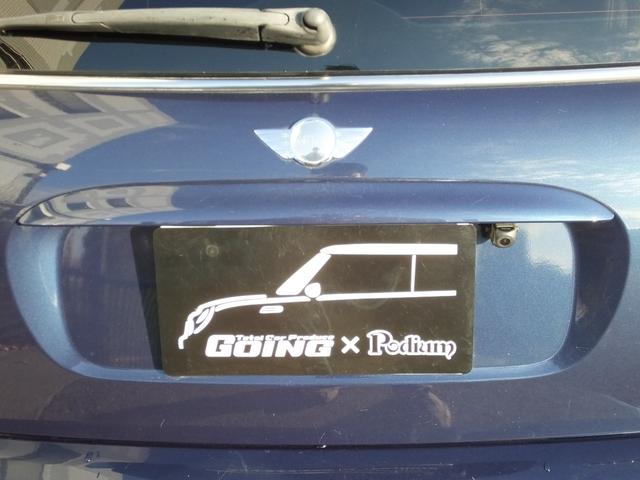 ＭＩＮＩ クーパーＳ　チェックメイト　特別限定仕様車・クロノメーターパッケージ・専用装備品・ｃａｒｒｏｚｚｅｒｉａ製Ｂｌｕｅｔｏｏｔｈ接続対応地デジナビ・バックカメラ・チェッカールームミラーカバー・１７ｉｎＡＷ・ボンネットデカール・ＥＴＣ（47枚目）