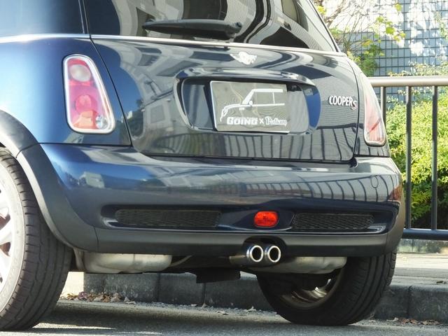 ＭＩＮＩ クーパーＳ　チェックメイト　特別限定仕様車・クロノメーターパッケージ・専用装備品・ｃａｒｒｏｚｚｅｒｉａ製Ｂｌｕｅｔｏｏｔｈ接続対応地デジナビ・バックカメラ・チェッカールームミラーカバー・１７ｉｎＡＷ・ボンネットデカール・ＥＴＣ（52枚目）