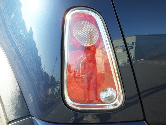 ＭＩＮＩ クーパーＳ　チェックメイト　特別限定仕様車・クロノメーターパッケージ・専用装備品・ｃａｒｒｏｚｚｅｒｉａ製Ｂｌｕｅｔｏｏｔｈ接続対応地デジナビ・バックカメラ・チェッカールームミラーカバー・１７ｉｎＡＷ・ボンネットデカール・ＥＴＣ（53枚目）