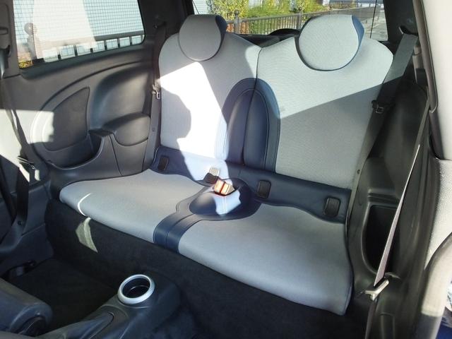 ＭＩＮＩ クーパーＳ　チェックメイト　特別限定仕様車・クロノメーターパッケージ・専用装備品・ｃａｒｒｏｚｚｅｒｉａ製Ｂｌｕｅｔｏｏｔｈ接続対応地デジナビ・バックカメラ・チェッカールームミラーカバー・１７ｉｎＡＷ・ボンネットデカール・ＥＴＣ（76枚目）