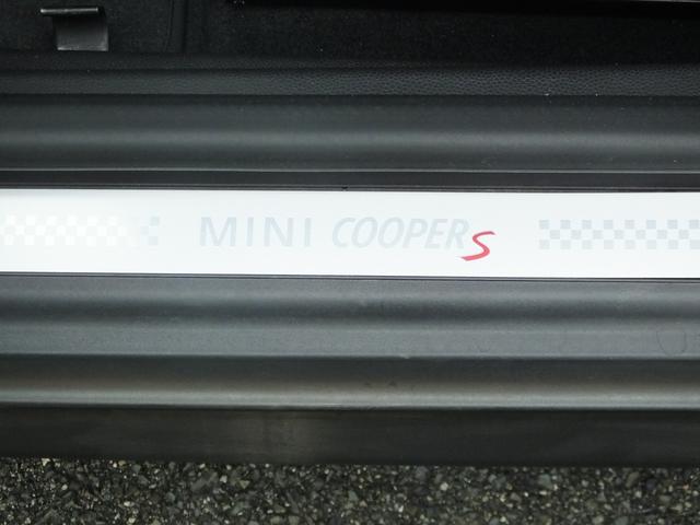 ＭＩＮＩ クーパーＳ　新品ＰＯＤＩＵＭ製ダウンサス・新品ＰＯＤＩＵＭ製フロントリップ・ＢＭＳ製Ｍ７２－Ｇ２　１７インチアルミホイール・ブラックサイドミラーカバー・ショートアンテナ・ボディー同色トランクリッド・ＥＴＣ（38枚目）